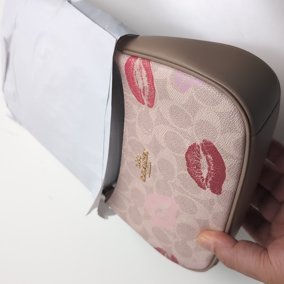 Coach CZ943 Teri Mini Crossbody Bag In Signature Canvas W/Lips Print - Last One - Picture 5 of 14